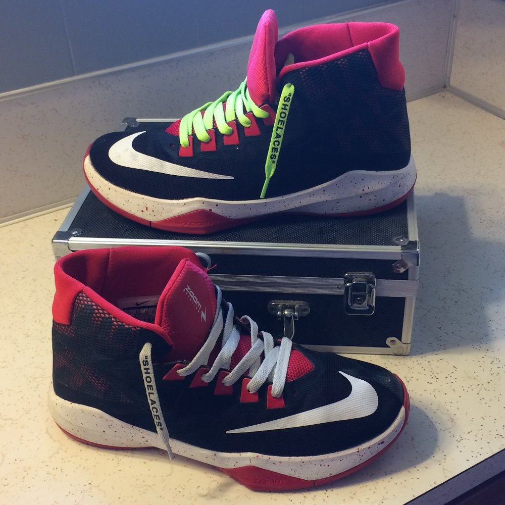 Men's Nike Zoom Devosion - Size 9.5